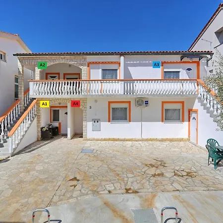 Marino Apartmán *