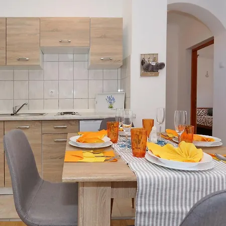 Apartment Marino Vir